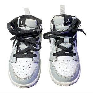 Nike Air Jordan 1 Mid Light Grey Toddler Boy Sz 7C